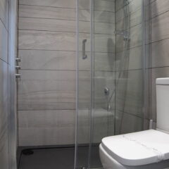 Bankes Arms Studland | B&B Room 2 Ensuite with walk-in shower